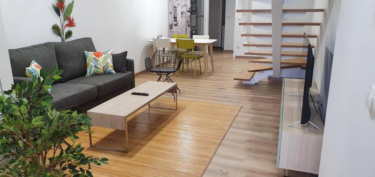 Apartamentos Antares 3 O O Milladoiro Esterno foto
