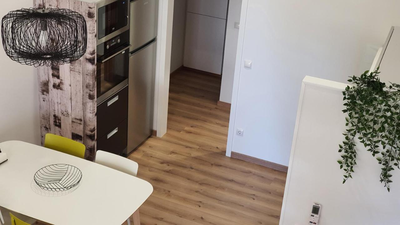 Apartamentos Antares 3 O O Milladoiro Esterno foto